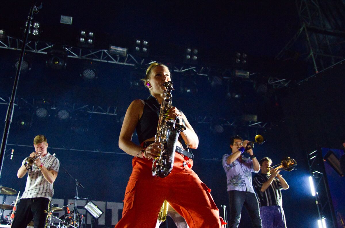 Querbeat @ Dranouter Festival, picture 6, photographed by Luc Klinckaert - FrontView Magazine