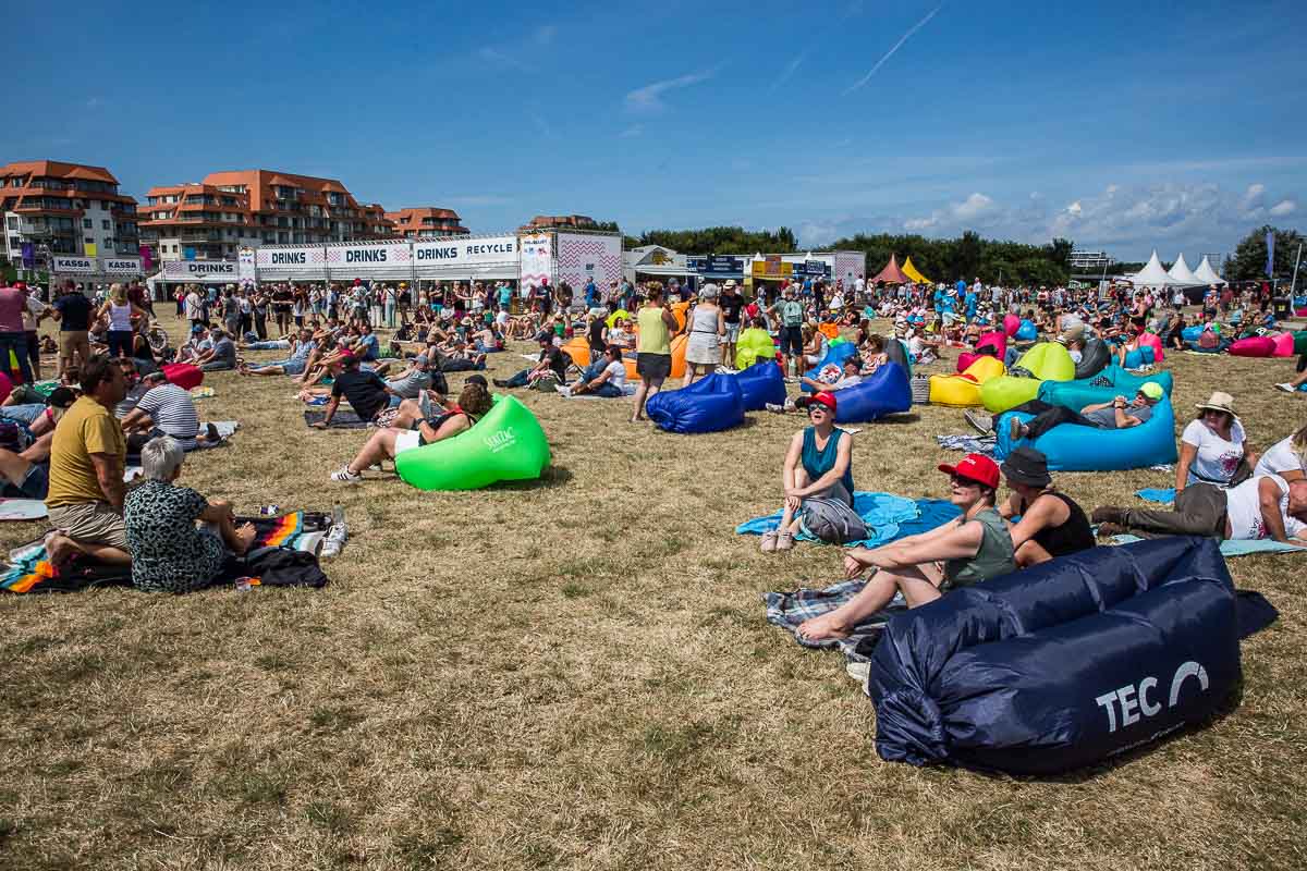 Sfeer @ Nostalgie Beach Festival 2022, picture 5, photographed by Marc Verdonck - FrontView Magazine