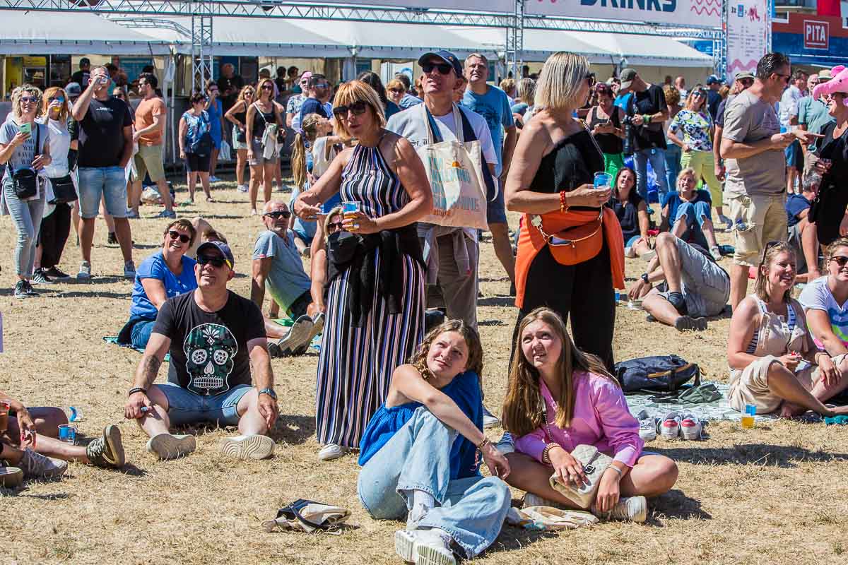Sfeer @ Nostalgie Beach Festival 2022, picture 15, photographed by Marc Verdonck - FrontView Magazine