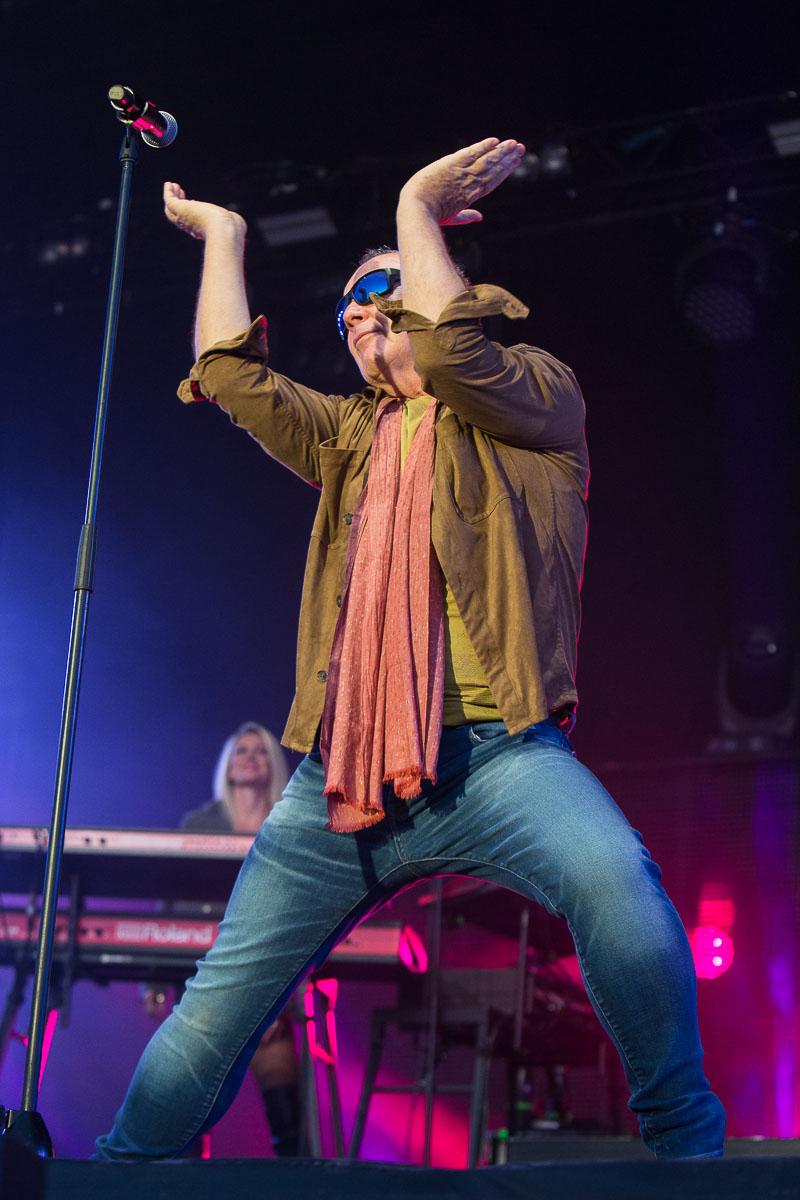 Simple Minds @ Nostalgie Beach Festival 2022, picture 2, photographed by Marc Verdonck - FrontView Magazine