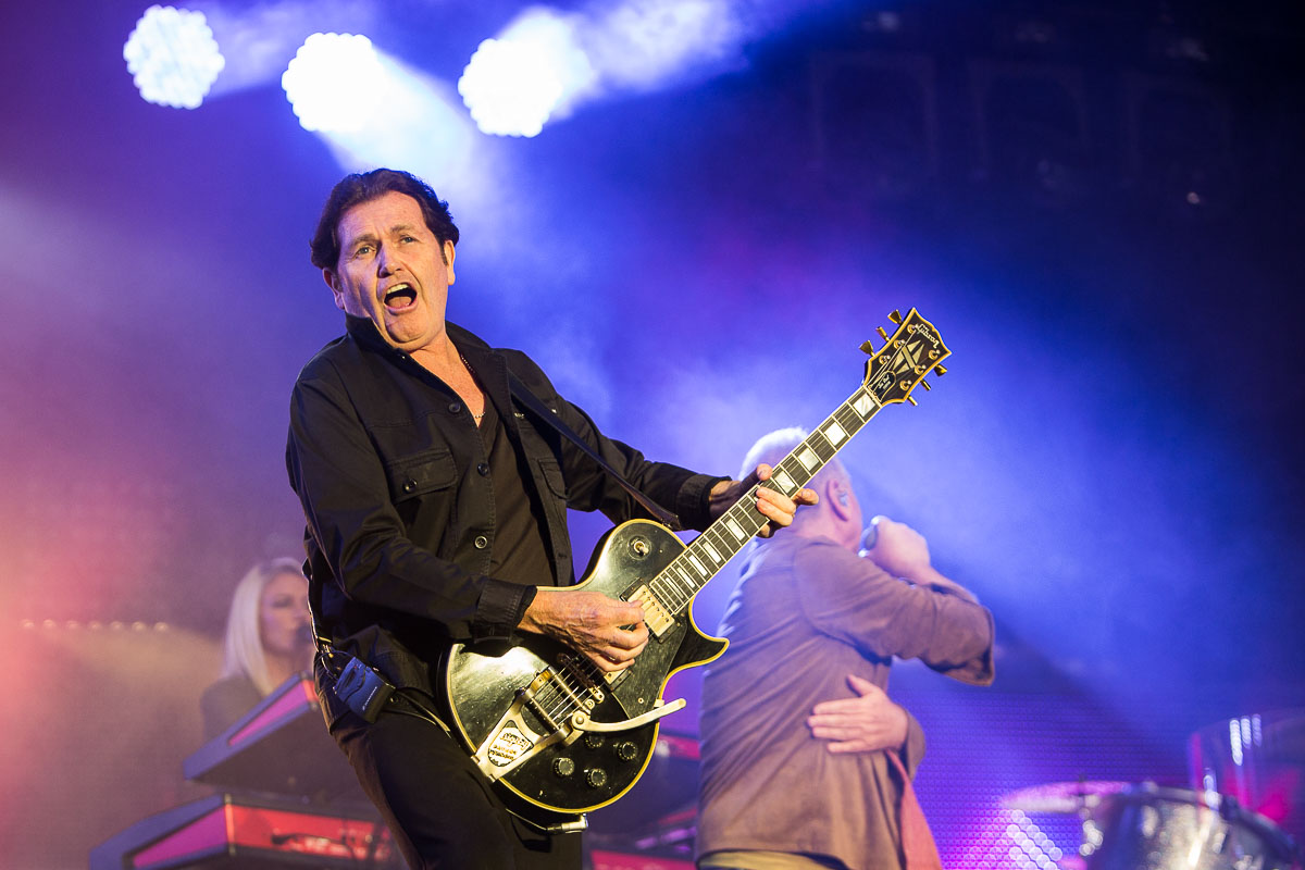 Simple Minds @ Nostalgie Beach Festival 2022, picture 21, photographed by Marc Verdonck - FrontView Magazine