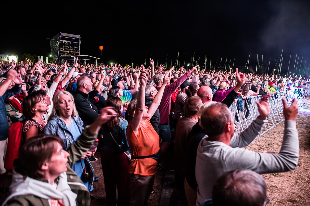 Simple Minds @ Nostalgie Beach Festival 2022, picture 33, photographed by Marc Verdonck - FrontView Magazine
