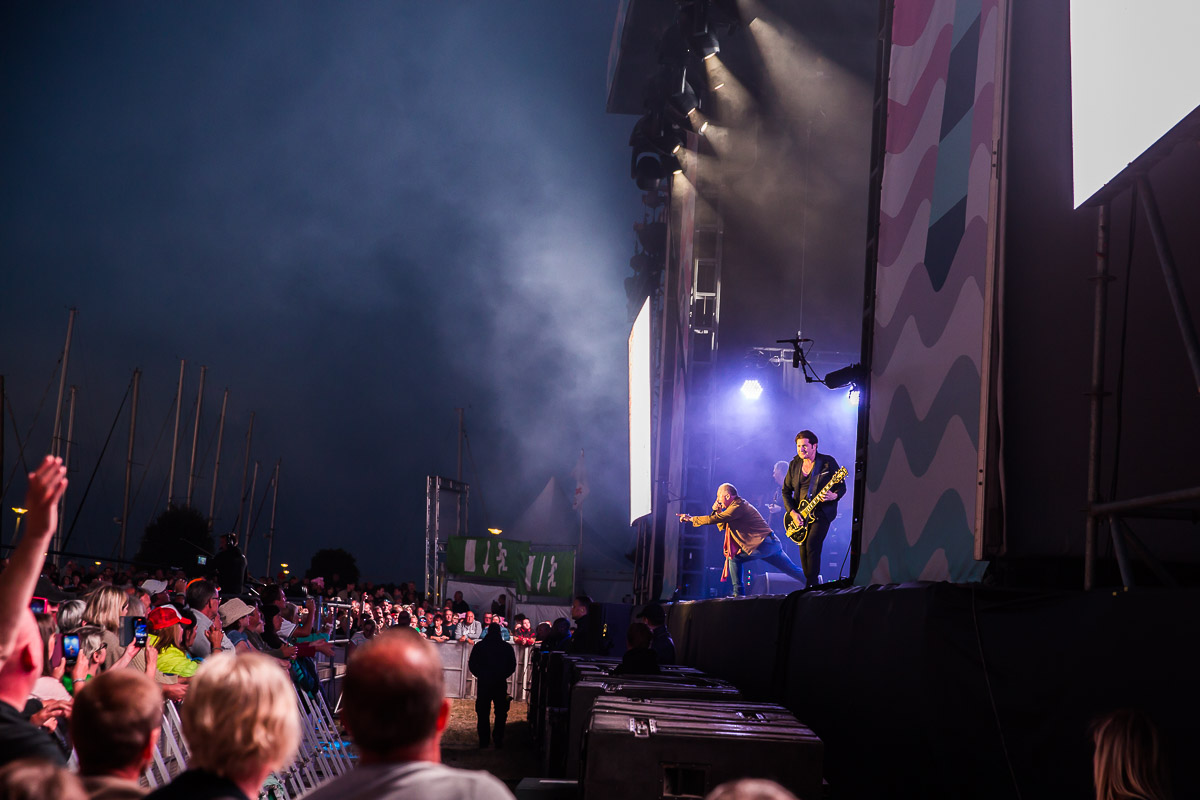 Simple Minds @ Nostalgie Beach Festival 2022, picture 36, photographed by Marc Verdonck - FrontView Magazine