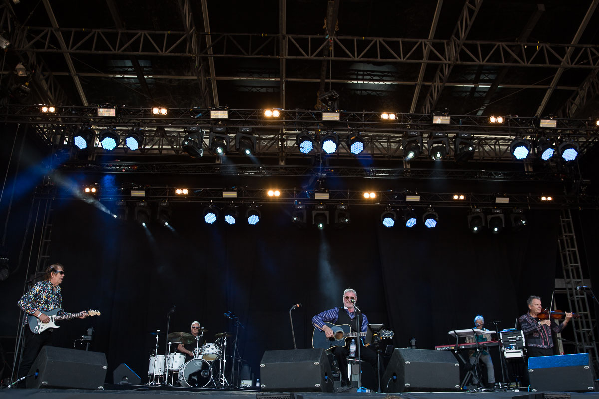 Steve Harley & Cockney Rebel @ Nostalgie Beach Festival 2022, picture 11, photographed by Marc Verdonck - FrontView Magazine