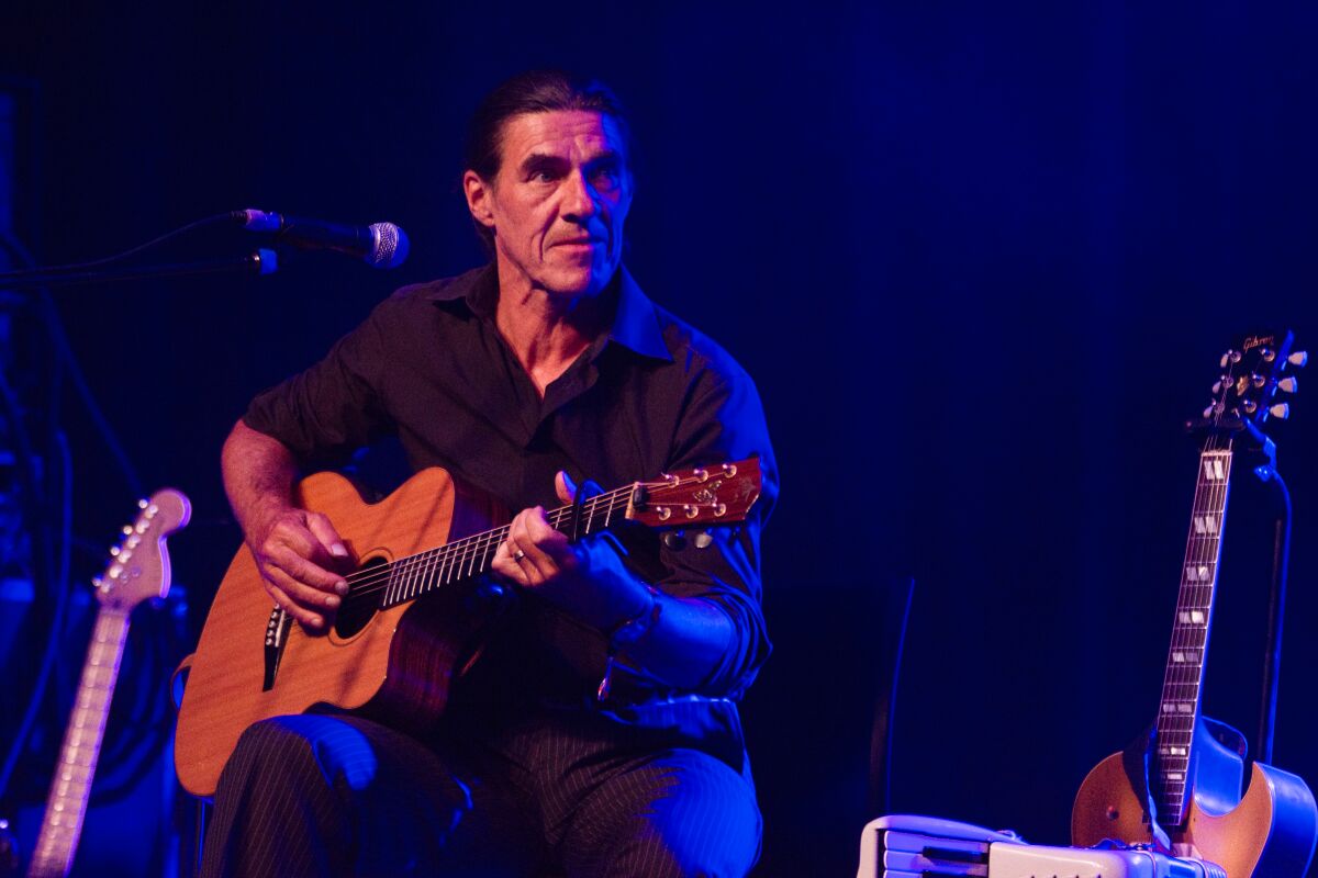 Guido Belcanto @ Dranouter Festival zondag, picture 1, photographed by Luc Klinckaert - FrontView Magazine