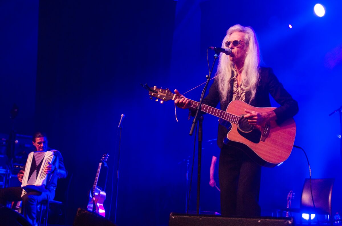 Guido Belcanto @ Dranouter Festival zondag, picture 5, photographed by Luc Klinckaert - FrontView Magazine