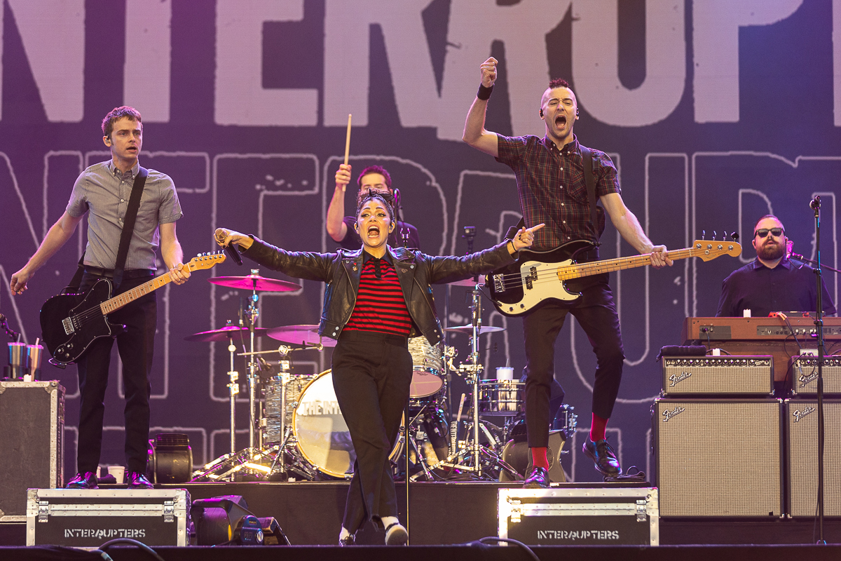 The Interrupters @ Lokerse Feesten 2022, picture 6, photographed by David Johnson - FrontView Magazine