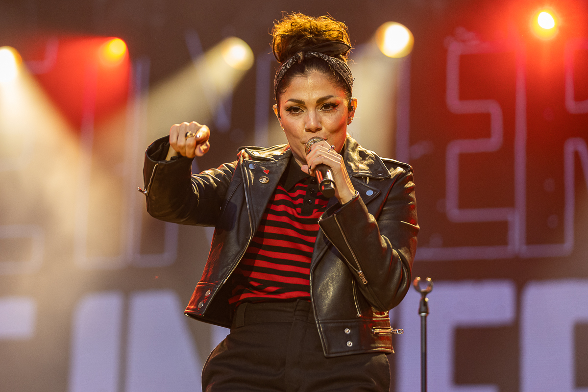 The Interrupters @ Lokerse Feesten 2022, picture 11, photographed by David Johnson - FrontView Magazine