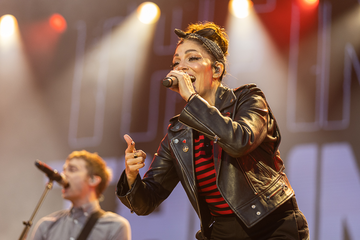 The Interrupters @ Lokerse Feesten 2022, picture 12, photographed by David Johnson - FrontView Magazine