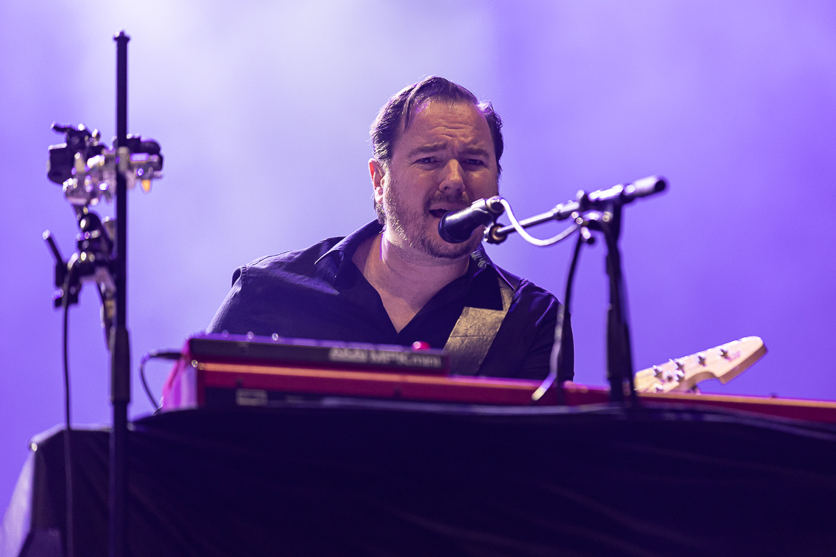 The Afghan Wigs @ Lokerse Feesten 2022, picture 3, photographed by David Johnson - FrontView Magazine