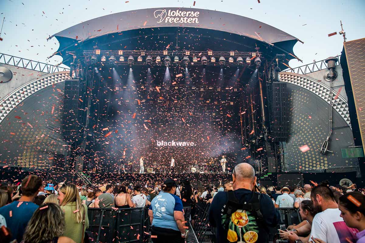 blackwave. @ Lokerse Feesten 2022, picture 9, photographed by Marc Verdonck - FrontView Magazine