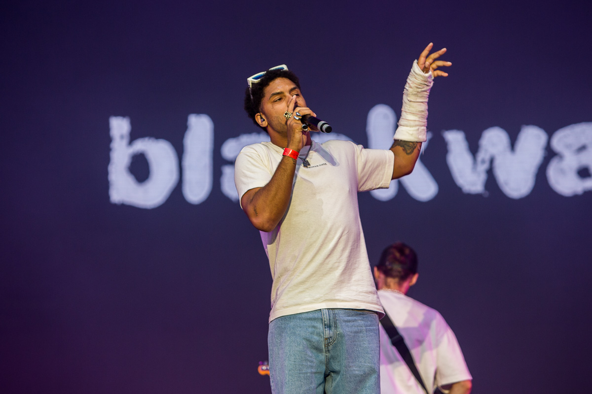 blackwave. @ Lokerse Feesten 2022, picture 11, photographed by Marc Verdonck - FrontView Magazine