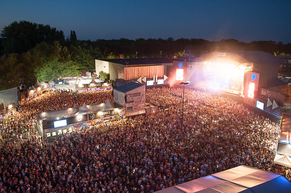 De Kreuners @ Lokerse Feesten 2022, picture 15, photographed by Gert Daemen - FrontView Magazine