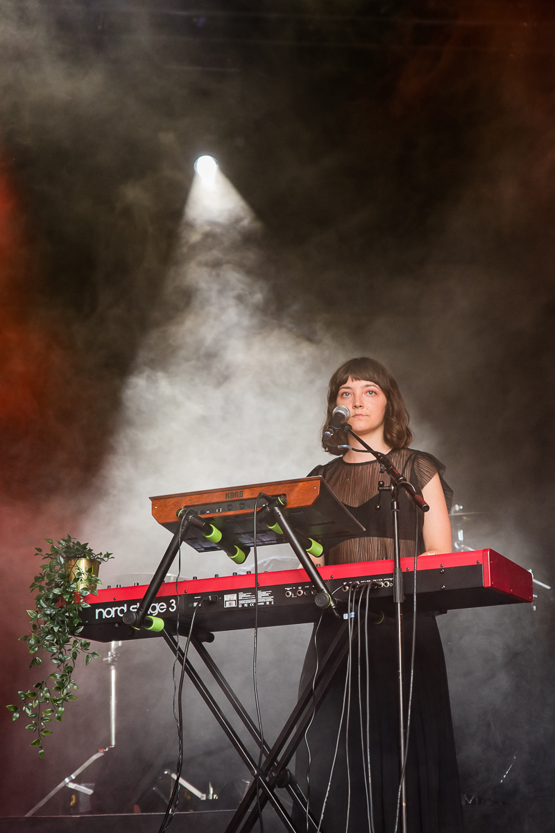 EMY @ Half Oogst Leuven, picture 16, photographed by Jürgen Bruynooghe - FrontView Magazine