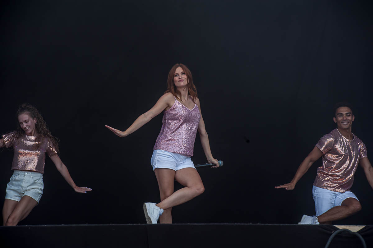 K3 @ Lokerse Feesten, picture 2, photographed by Gert Daemen - FrontView Magazine