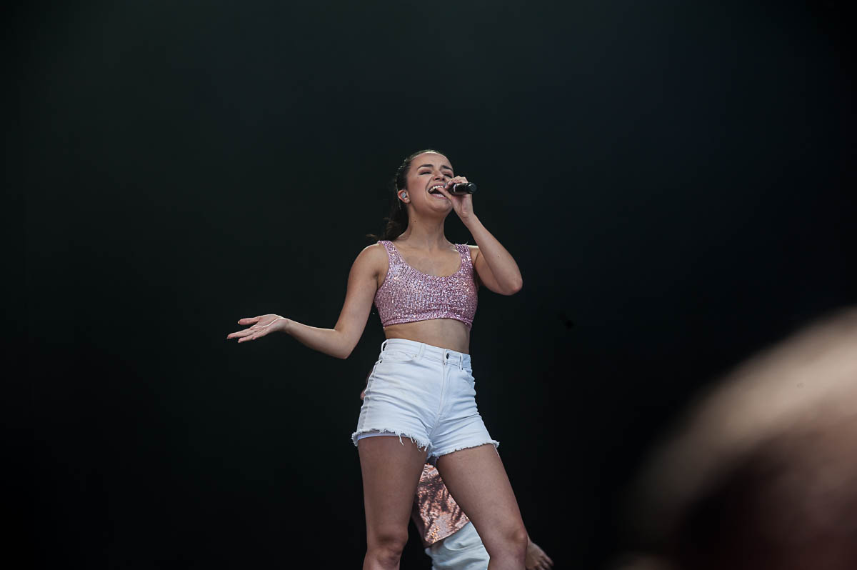 K3 @ Lokerse Feesten, picture 3, photographed by Gert Daemen - FrontView Magazine