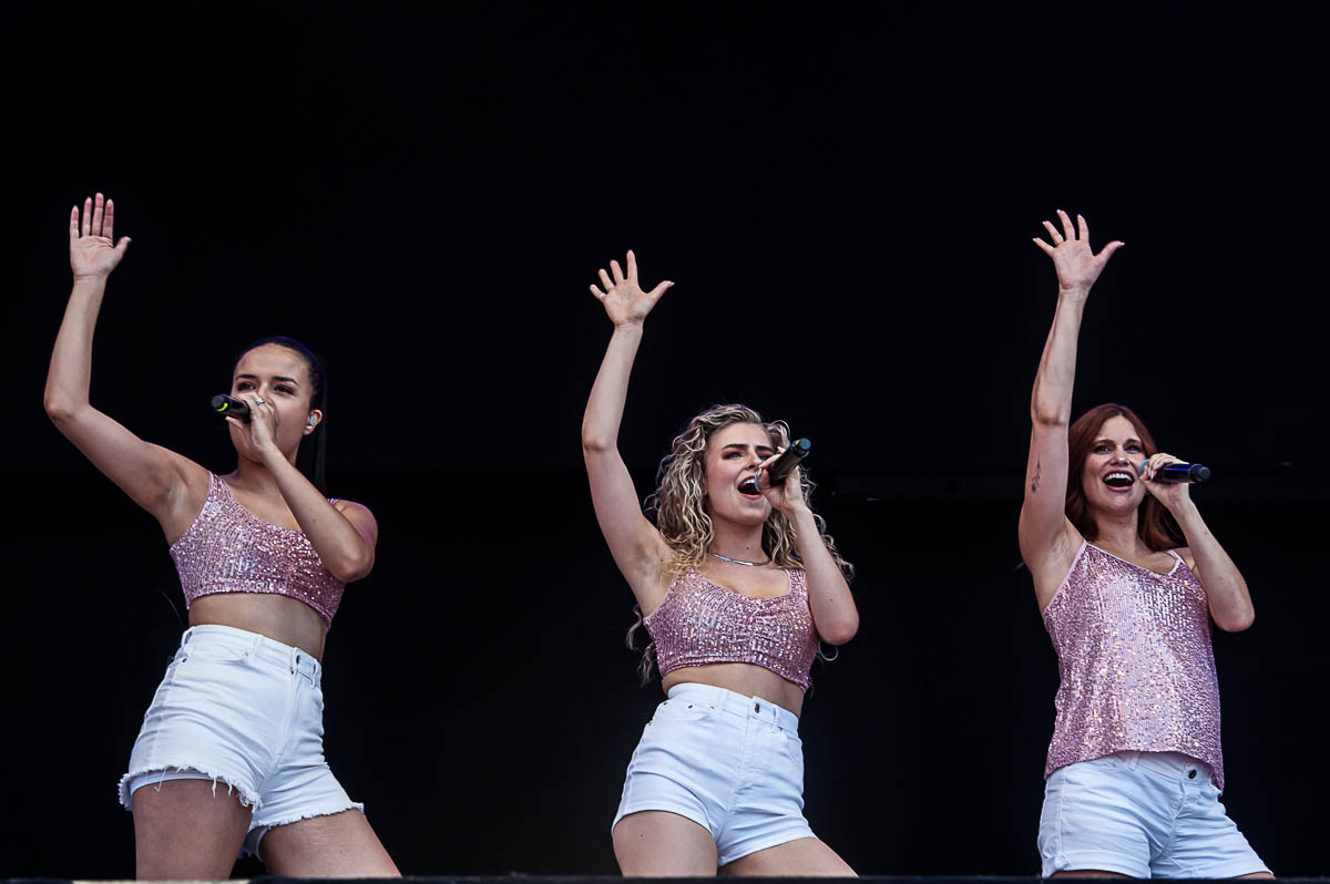 K3 @ Lokerse Feesten, picture 5, photographed by Gert Daemen - FrontView Magazine