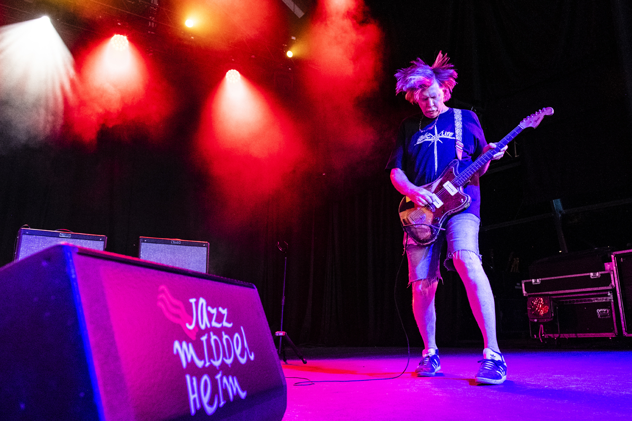 Thursten Moore Group Jazz Middelheim @ Park Den Brandt, foto 2, foto's door Sandra Van Watermeulen - FrontView Magazine
