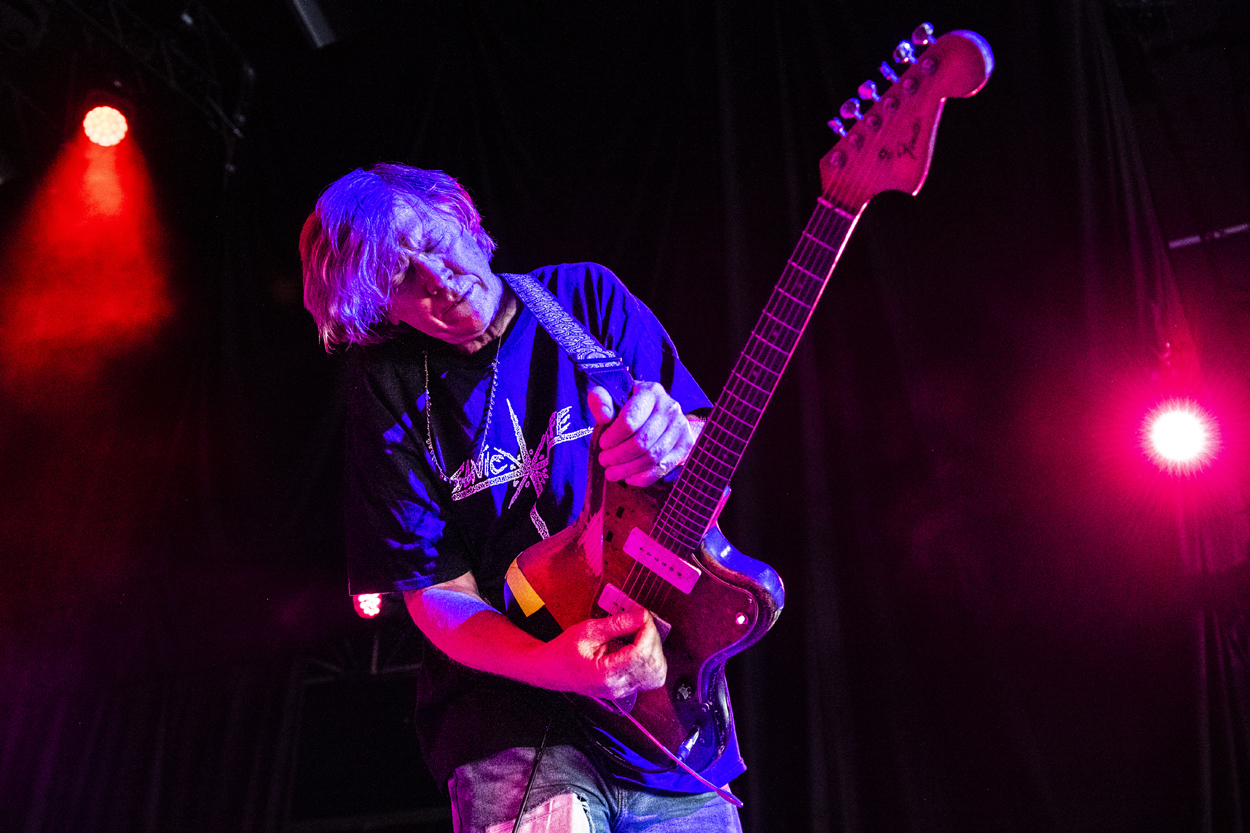 Thursten Moore Group Jazz Middelheim @ Park Den Brandt, foto 6, foto's door Sandra Van Watermeulen - FrontView Magazine
