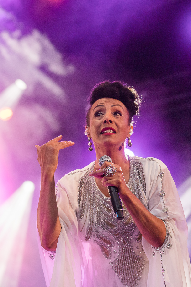 Zap Mama @ Half Oogst Leuven, picture 24, photographed by Jürgen Bruynooghe - FrontView Magazine