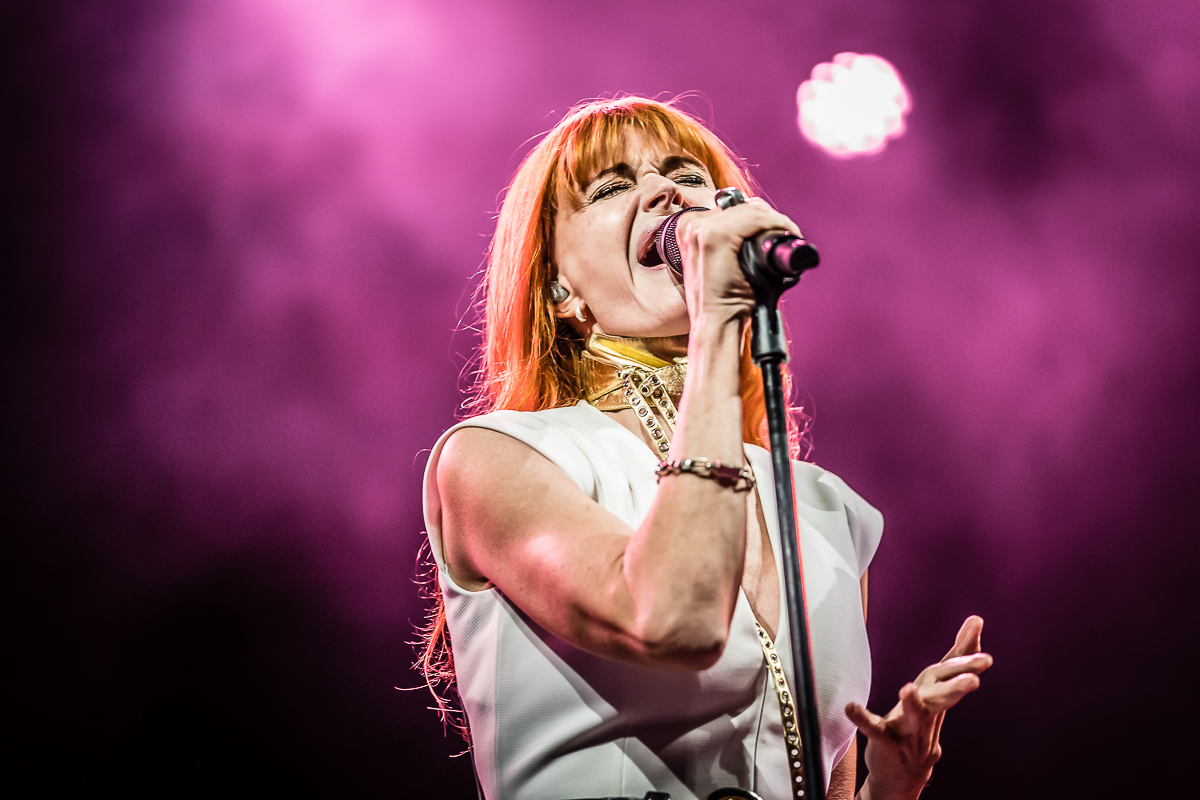 Axelle Red @ Fonnefeesten 2022, foto 3, foto's door Danny Wagemans - FrontView Magazine