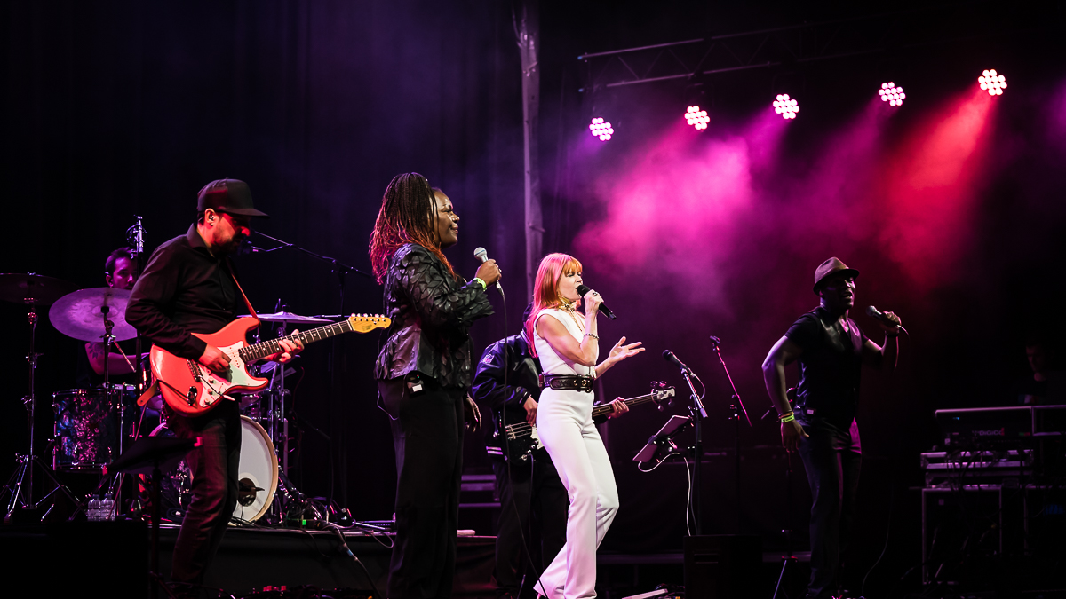 Axelle Red @ Fonnefeesten 2022, foto 9, foto's door Danny Wagemans - FrontView Magazine