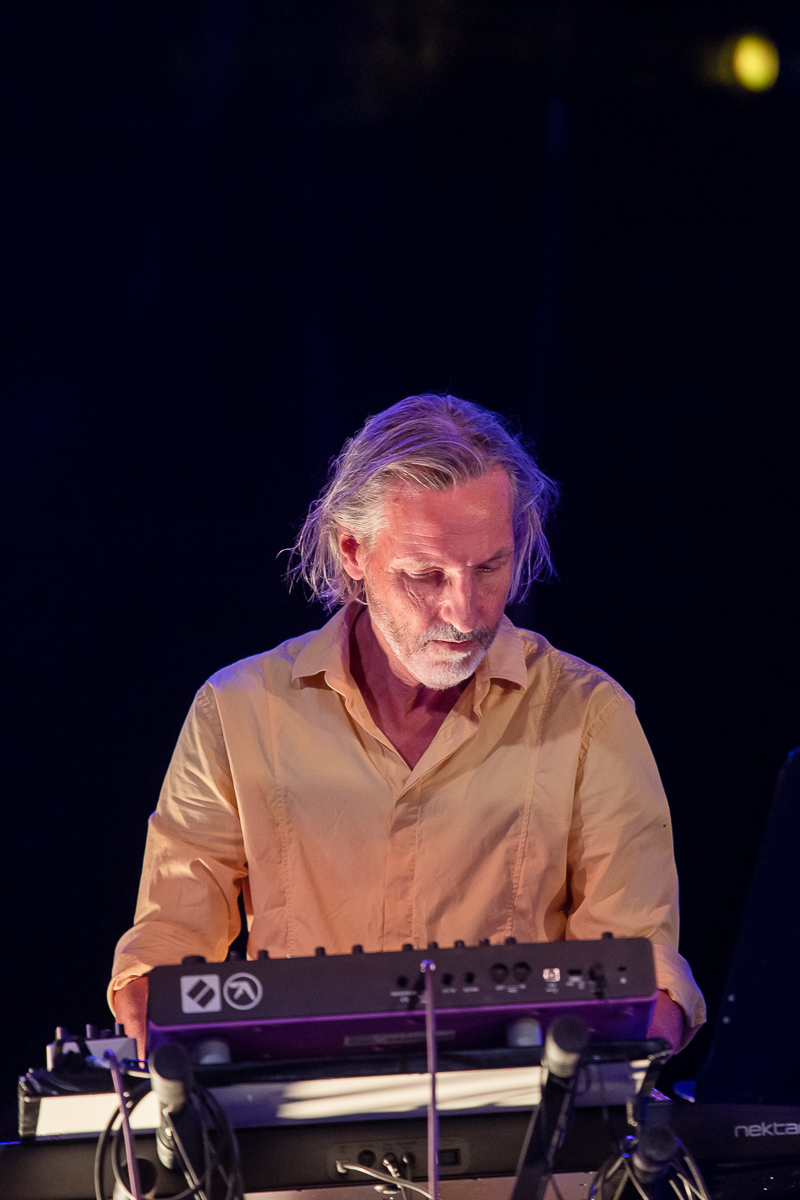 Brooklyn Funk Essentials @ Half Oogst Leuven, picture 4, photographed by Jürgen Bruynooghe - FrontView Magazine