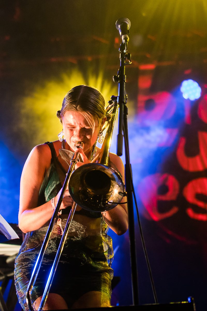 Brooklyn Funk Essentials @ Half Oogst Leuven, picture 22, photographed by Jürgen Bruynooghe - FrontView Magazine