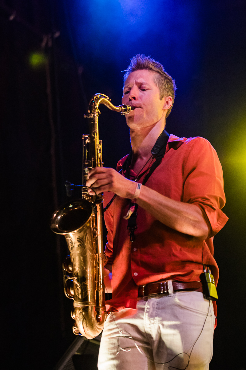 Brooklyn Funk Essentials @ Half Oogst Leuven, picture 23, photographed by Jürgen Bruynooghe - FrontView Magazine