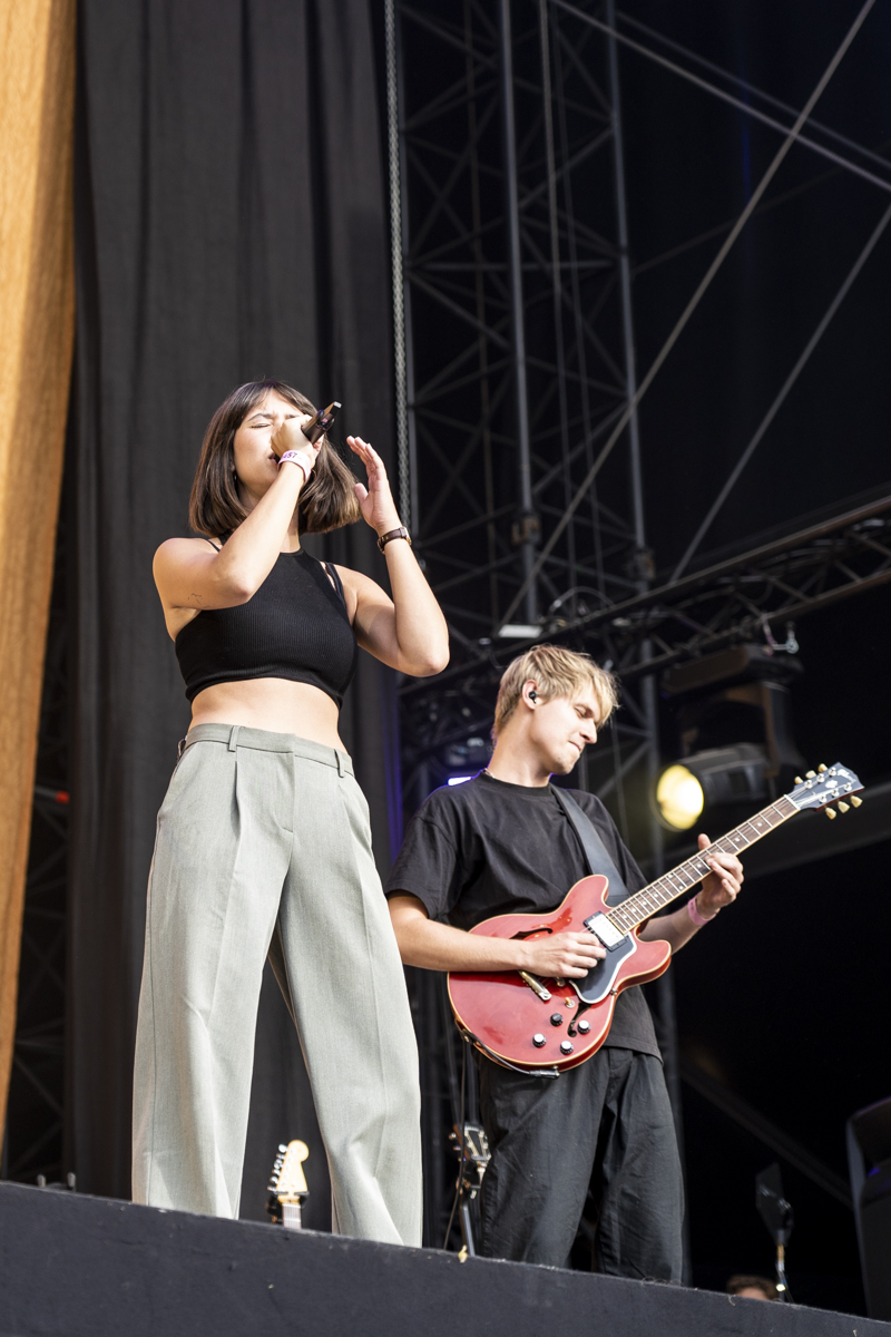 MEAU @ Lokerse Feesten 2022, picture 4, photographed by Claudia Guldentops - FrontView Magazine