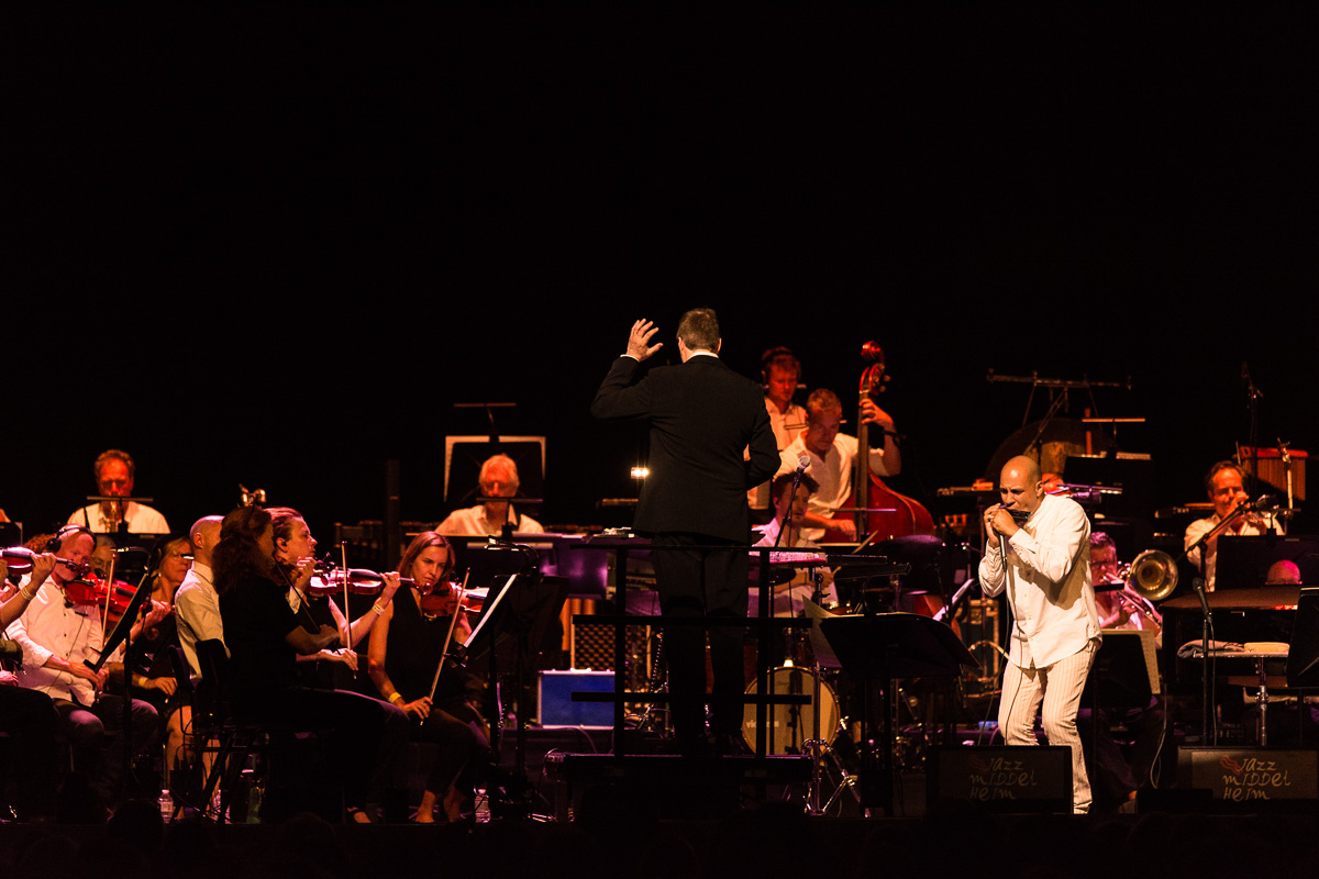Metropole Orkest ovl Vince Mendoza @ Jazz Middelheim, foto 8, foto's door Ann Carpentier - FrontView Magazine