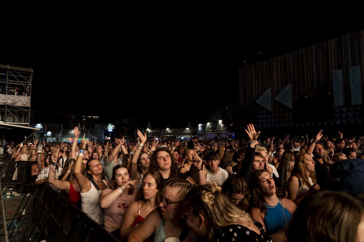 Omdat Het Kan Soundsystem ft. Average Rob @ Lokerse Feesten 2022, picture 11, photographed by Claudia Guldentops - FrontView Magazine