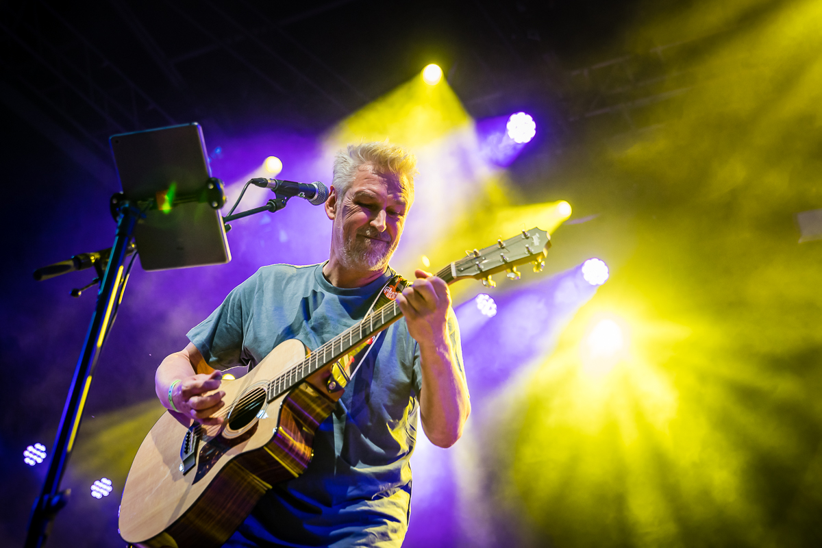 Philippe Robrecht & The Irish Connection @ Fonnefeesten 2022, picture 17, photographed by Danny Wagemans - FrontView Magazine