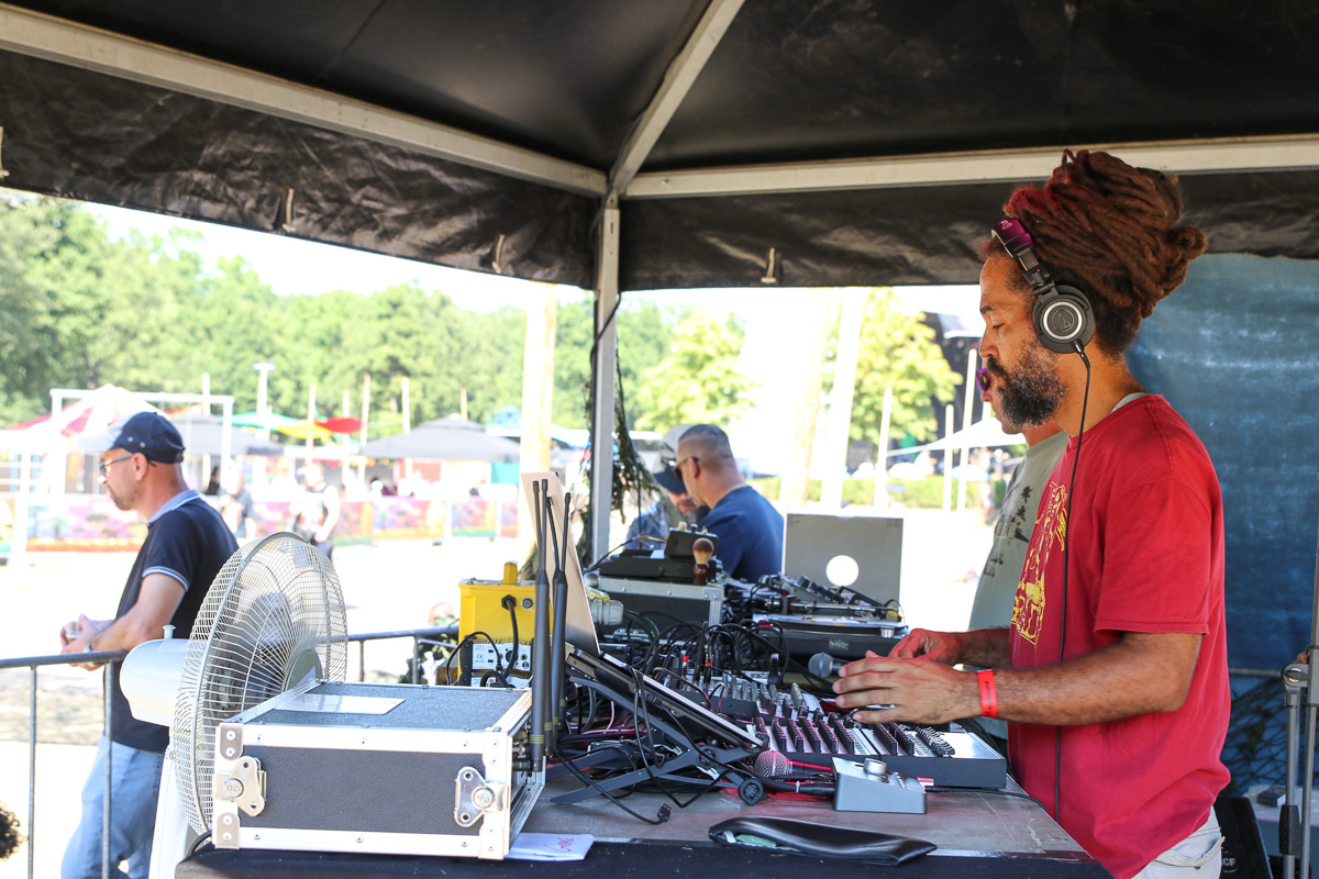 Sfeer @ Reggae Sundance, picture 15, photographed by Bianca van Barneveld - FrontView Magazine