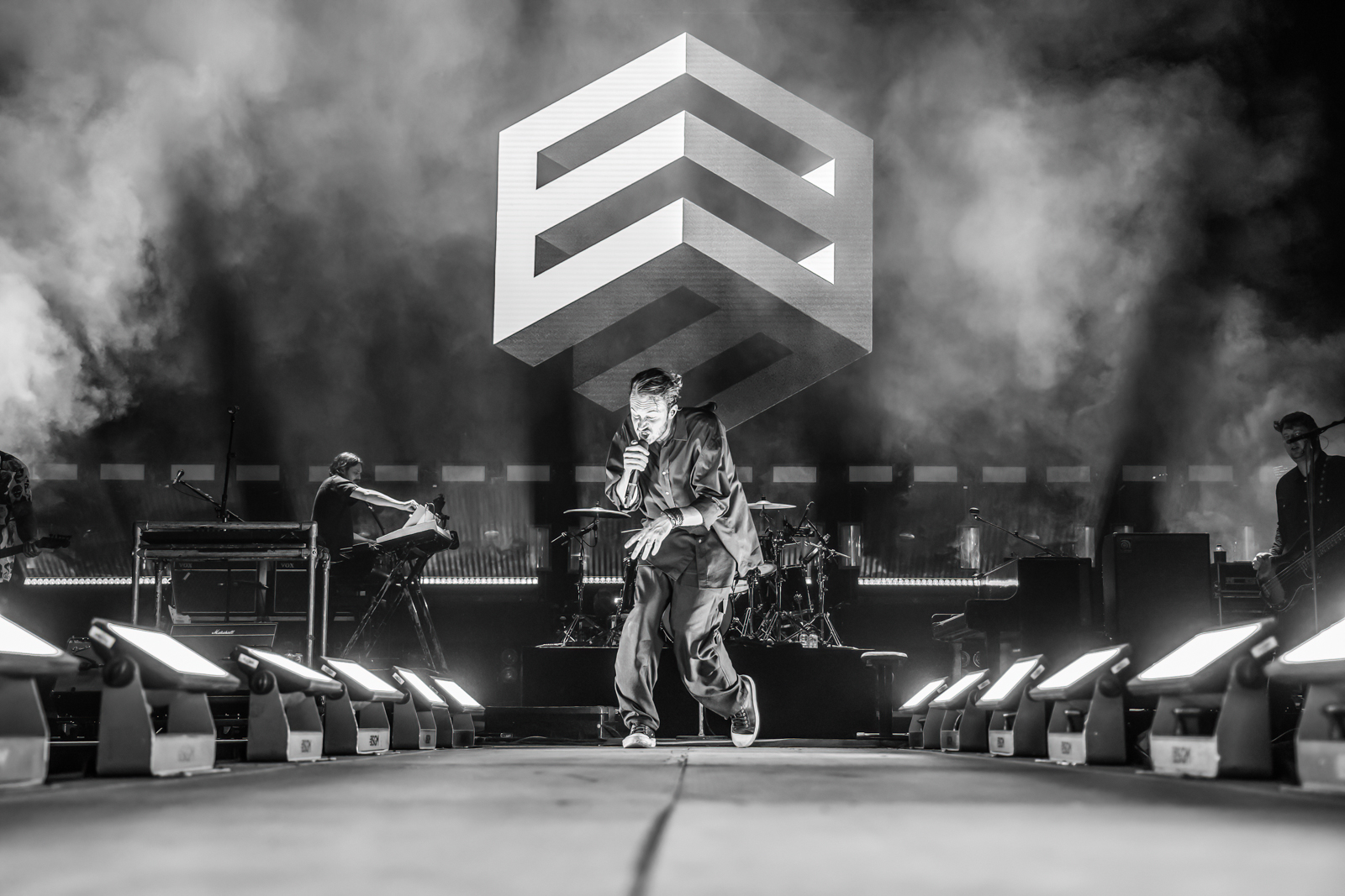 The Editors @ Hear Hear Festival, picture 19, photographed by Paul Jongeneelen - FrontView Magazine