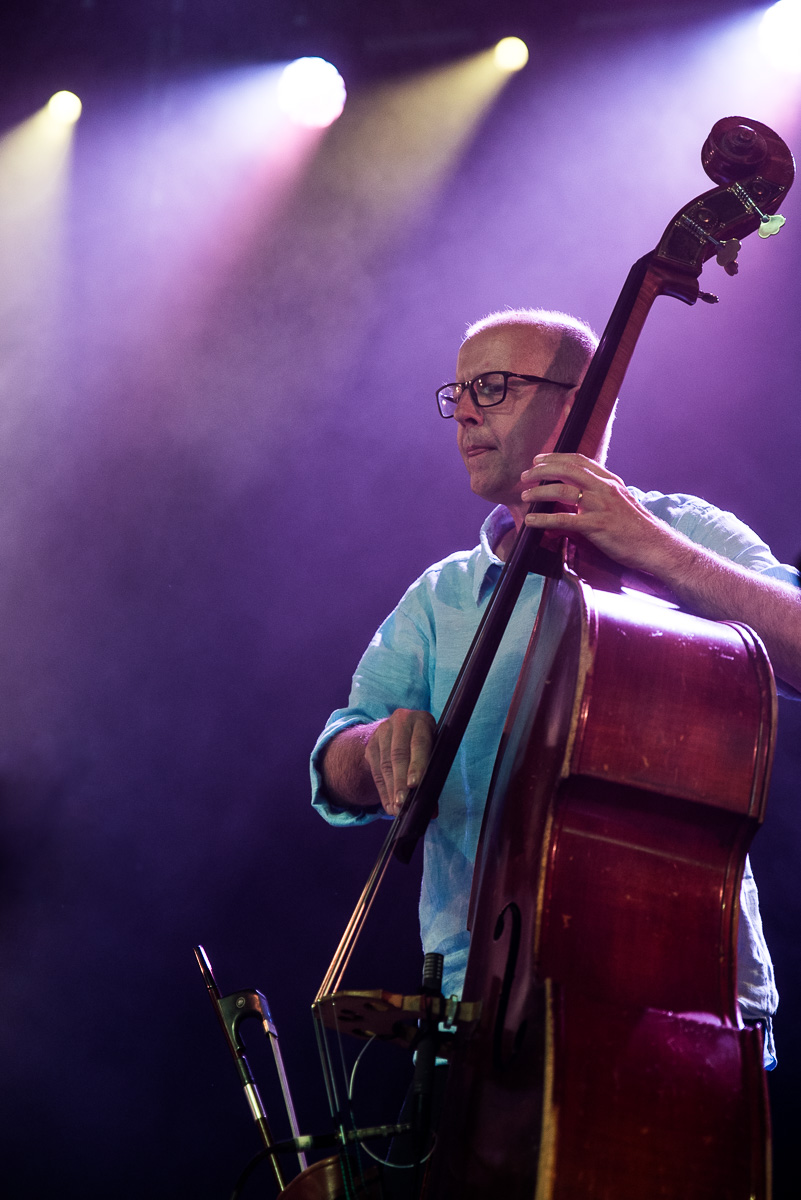 Philip Catherine Piano trio & special guest Alexandre Cavaliere @ Jazz Middelheim, picture 2, photographed by Ann Carpentier - FrontView Magazine