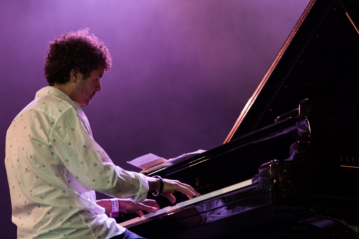 Philip Catherine Piano trio & special guest Alexandre Cavaliere @ Jazz Middelheim, picture 3, photographed by Ann Carpentier - FrontView Magazine