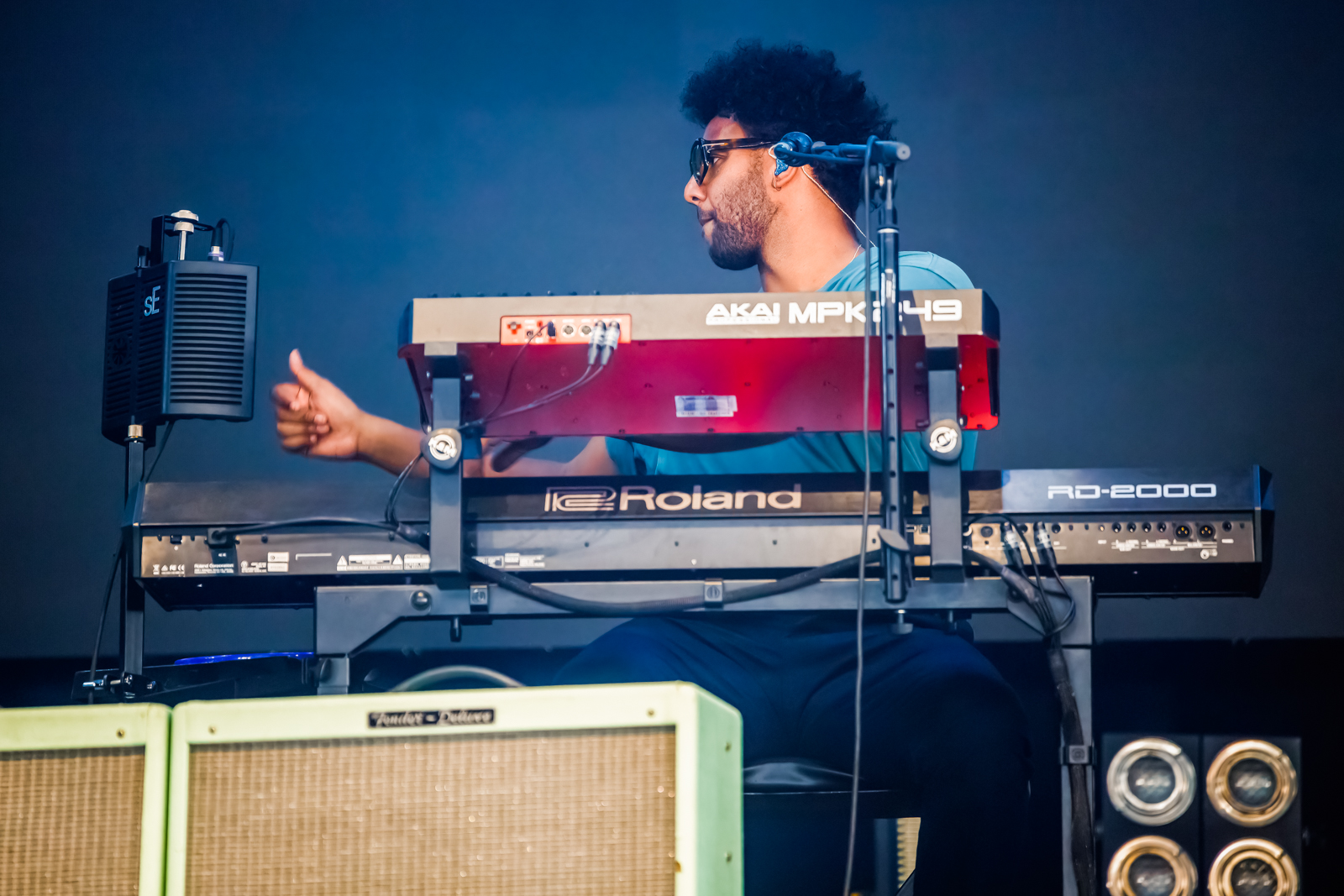 Wolf Alice Live at Hear Hear festival, picture 7, photographed by Paul Jongeneelen - FrontView Magazine