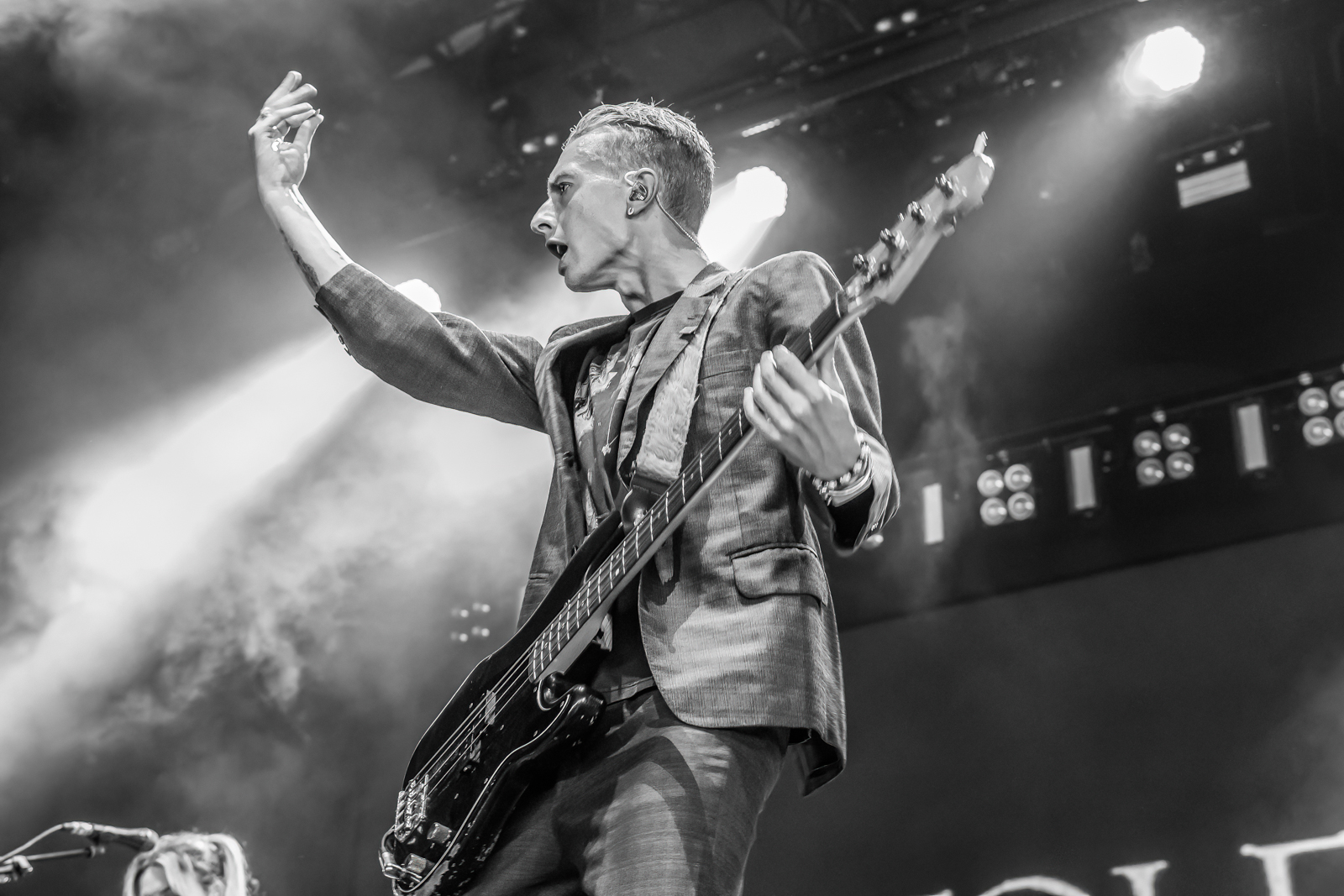 Wolf Alice Live at Hear Hear festival, picture 15, photographed by Paul Jongeneelen - FrontView Magazine