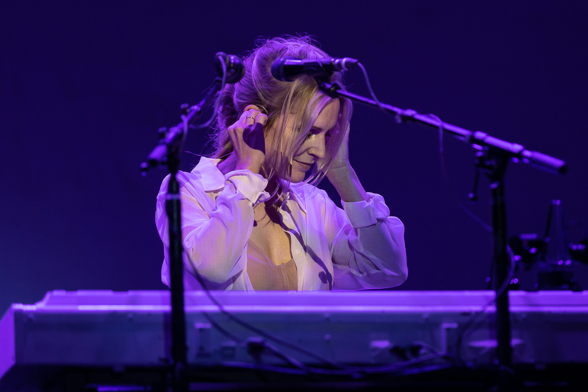 Agnes Obel @ 013, picture 1, photographed by David Johnson - FrontView Magazine