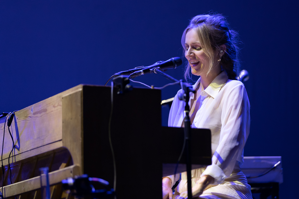 Agnes Obel @ 013, picture 6, photographed by David Johnson - FrontView Magazine