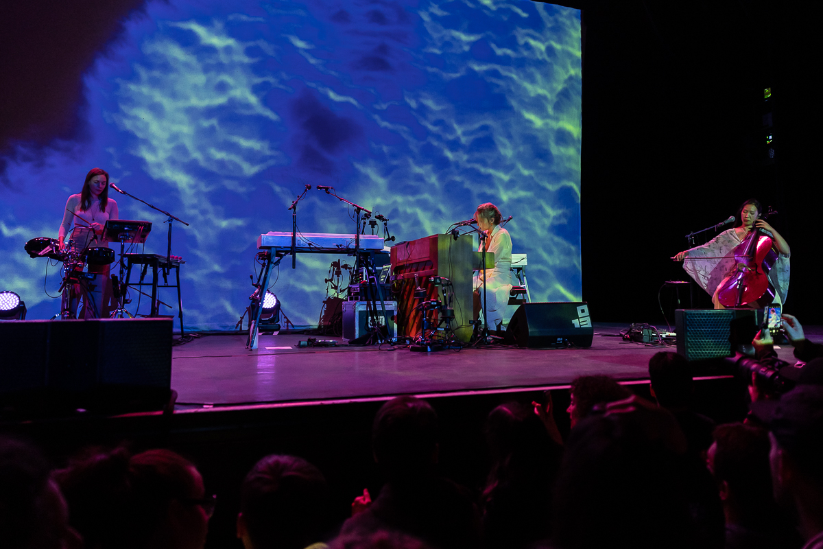 Agnes Obel @ 013, picture 9, photographed by David Johnson - FrontView Magazine