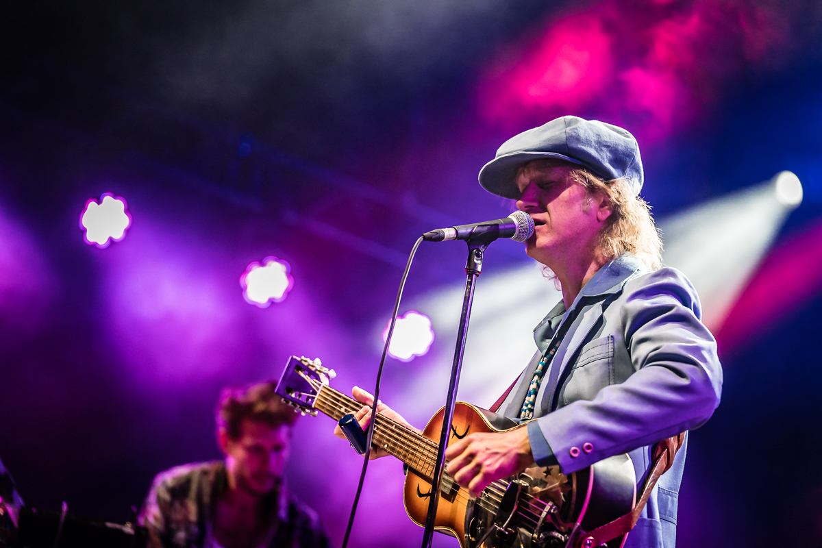 Stef Kamil Carlens & Band @ Fonnefeesten 2022, foto 5, foto's door Danny Wagemans - FrontView Magazine