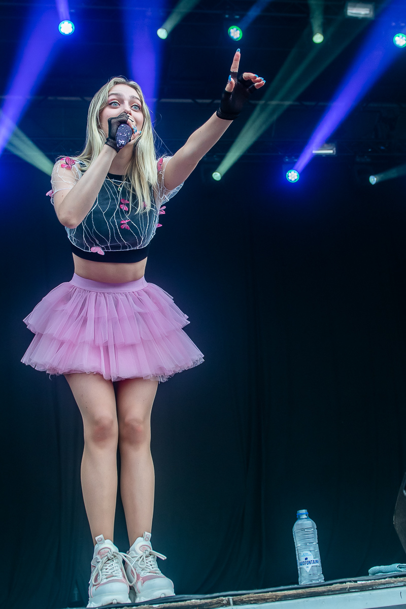 Camille @ Springtij.live, picture 10, photographed by Dimitri Vanlommel - FrontView Magazine