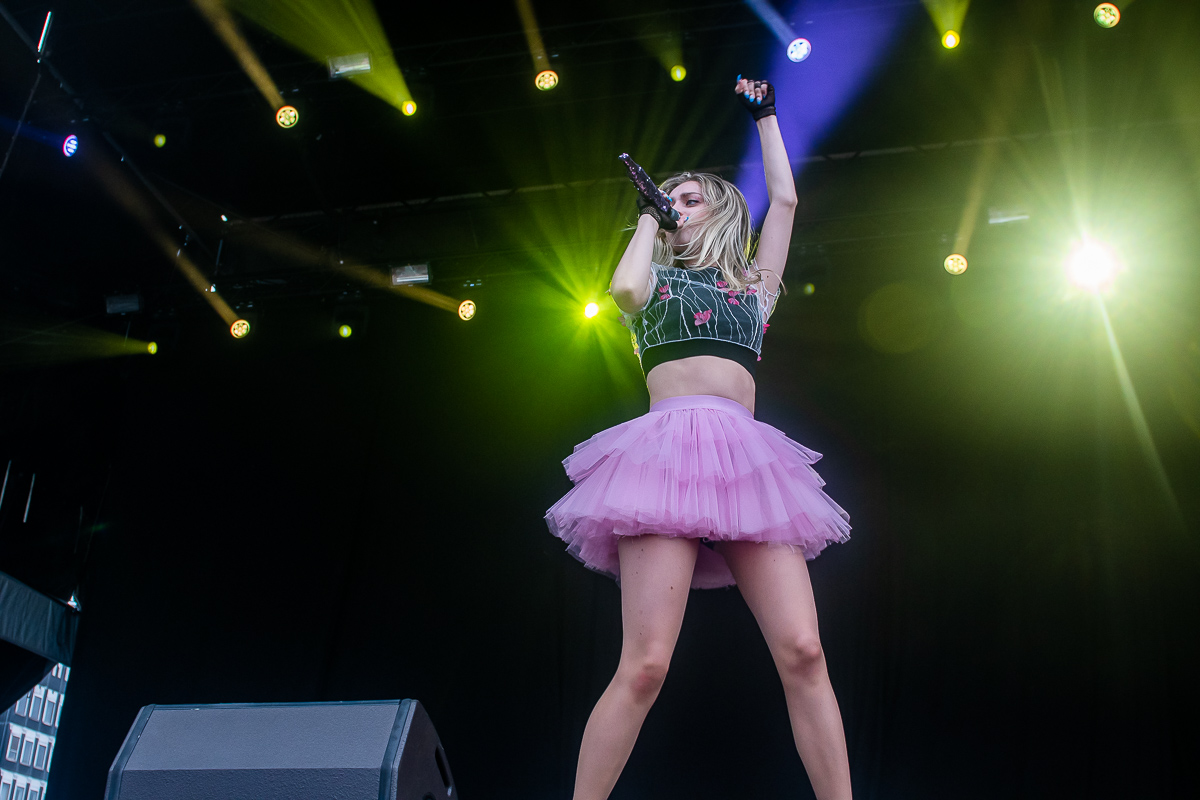 Camille @ Springtij.live, picture 11, photographed by Dimitri Vanlommel - FrontView Magazine