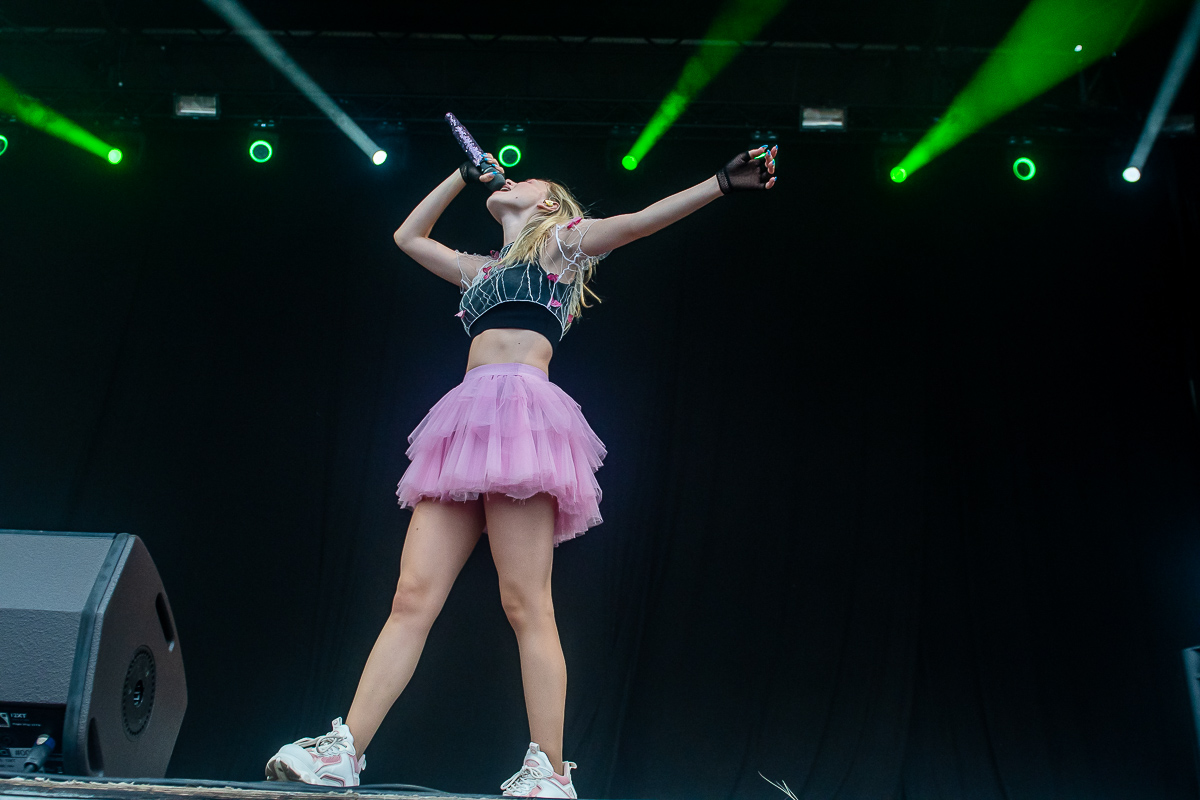 Camille @ Springtij.live, picture 20, photographed by Dimitri Vanlommel - FrontView Magazine