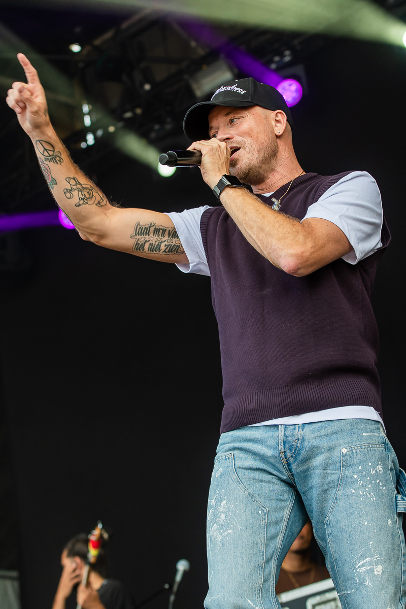 Gers Pardoel @ Springtij.live, picture 7, photographed by Dimitri Vanlommel - FrontView Magazine