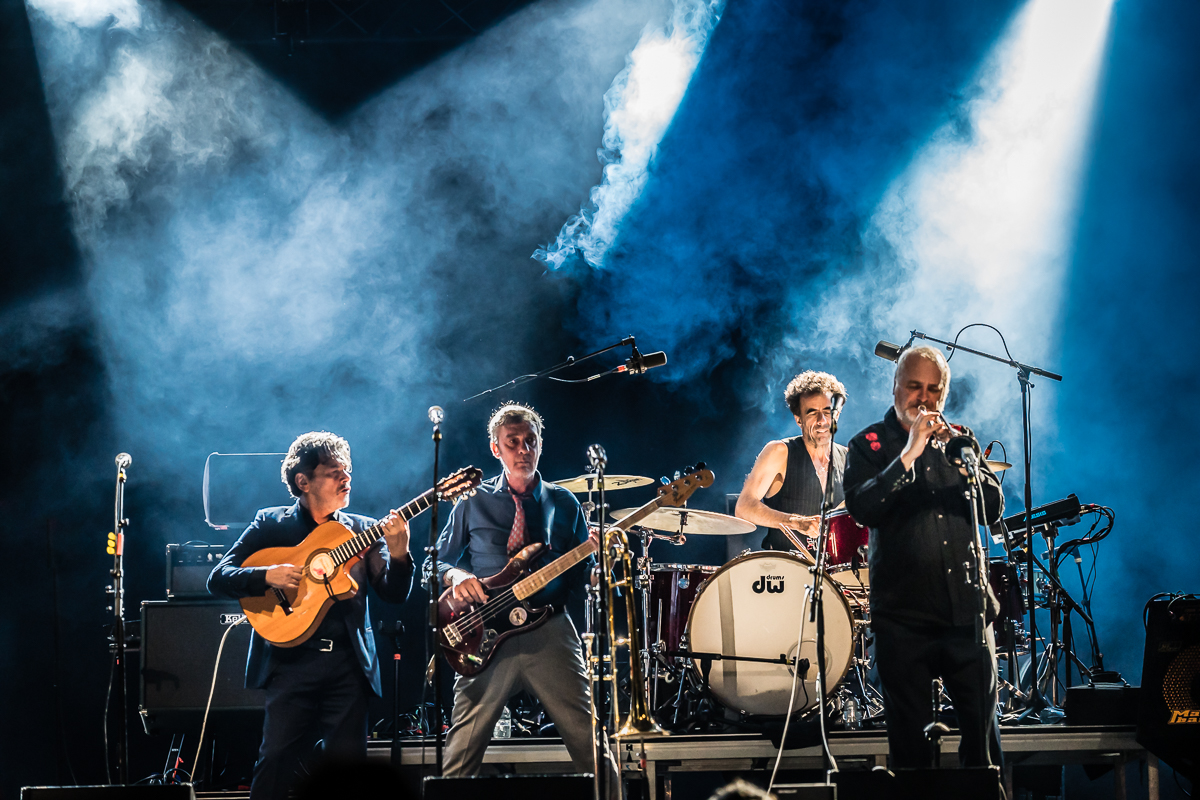 Les Négresses Vertes @ Fonnefeesten 2022, foto 12, foto's door Danny Wagemans - FrontView Magazine