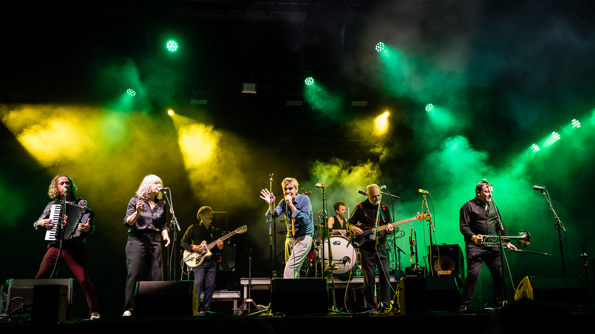 Les Négresses Vertes @ Fonnefeesten 2022, foto 23, foto's door Danny Wagemans - FrontView Magazine