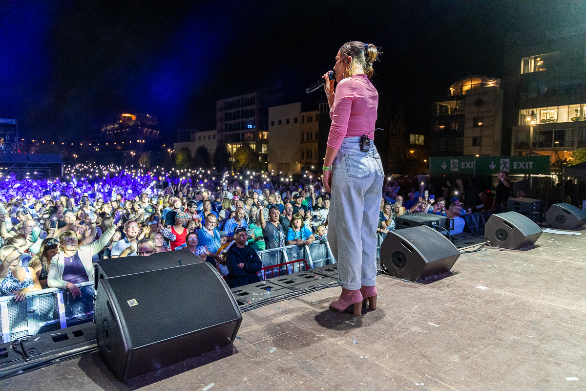 Antwerpen Zingt @ Cockerillkaai - Antwerpen, picture 35, photographed by Dimitri Vanlommel - FrontView Magazine